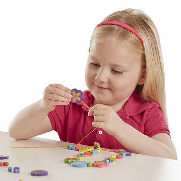 Melissa & Doug - Drevené korálky 220+