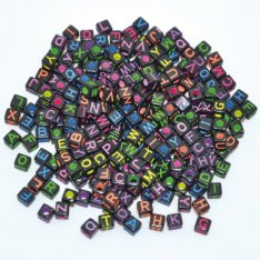 Playbox Čierne korálky s neonovými písmenkami, 300 ks