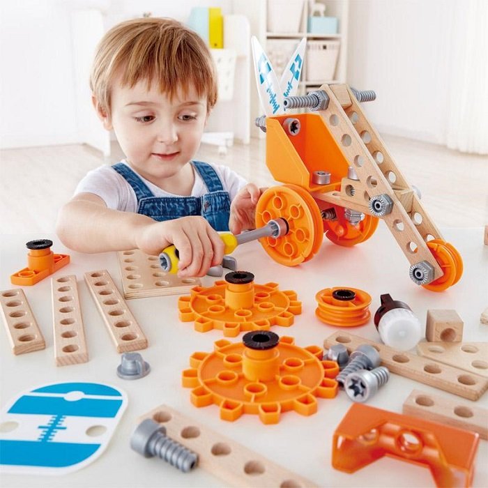 Junior Inventor Vedcov kufrík, 6 experimentov