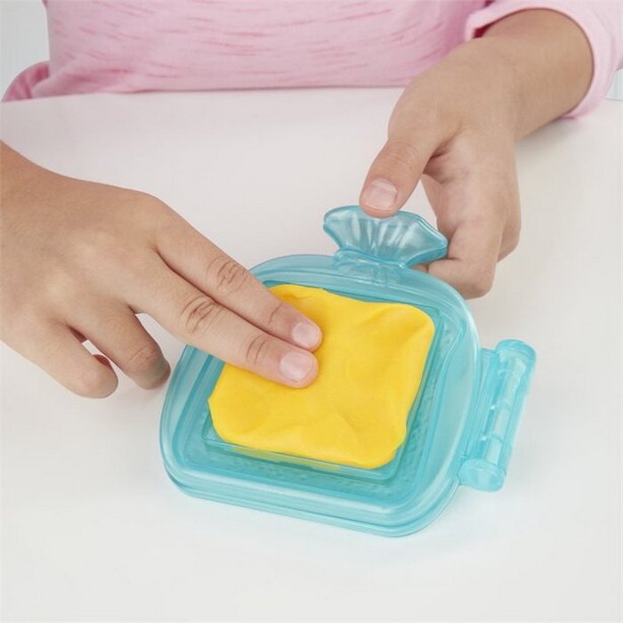 Play-Doh Hracia sada Syrový sendvič, 6 kelímkov