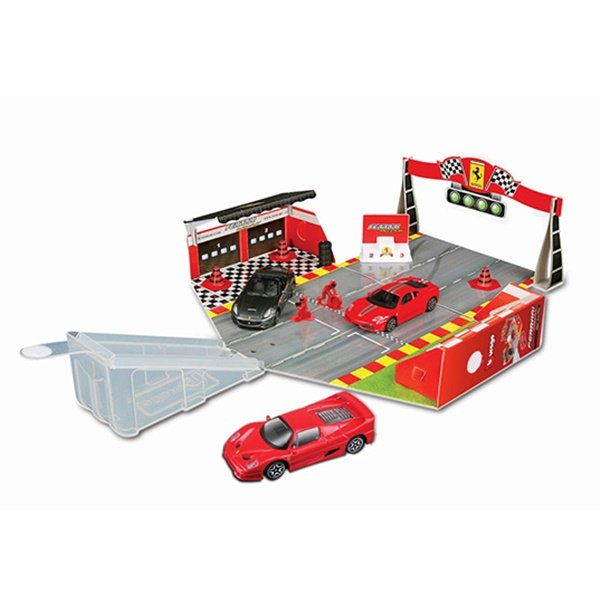 Bburago Ferrari Open&Play set s autíčkom (1:43)