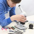 Buki Mikroskop, 50 experimentov