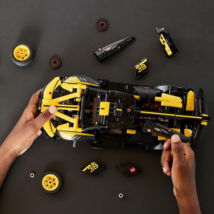 Lego Technic 42151 Bugatti Bolide, 905 ks