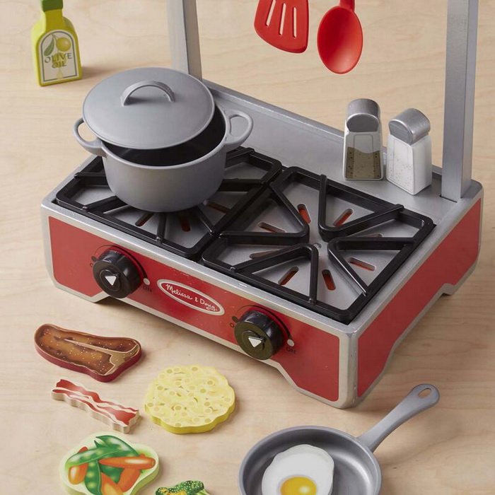 Melissa & Doug Drevený varič s príslušenstvom, 19 ks