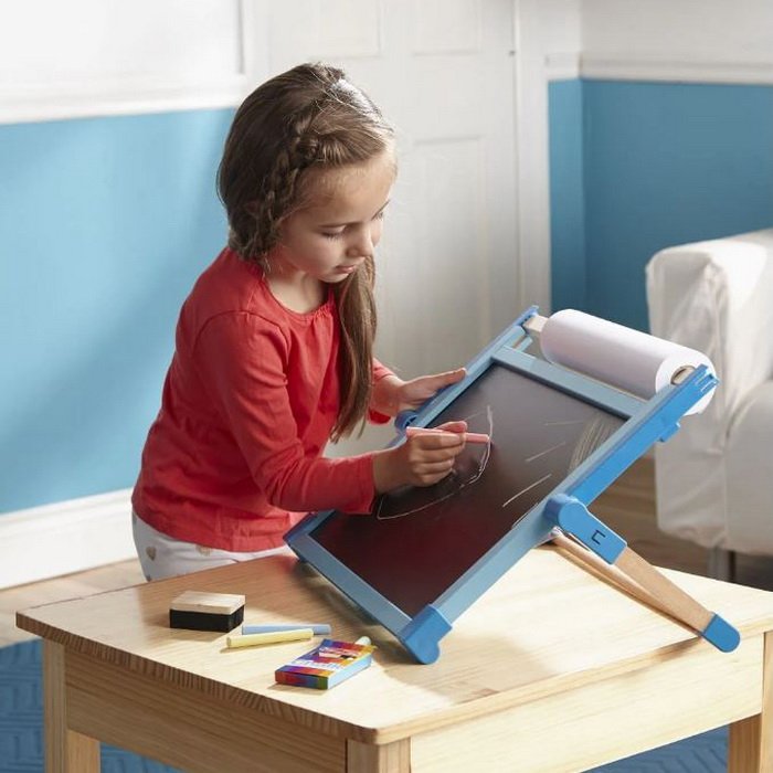Melissa & Doug Stolná tabuľa 2v1 s príslušenstvom