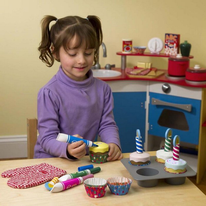 Melissa & Doug Drevený cupcake set, 25 dielov