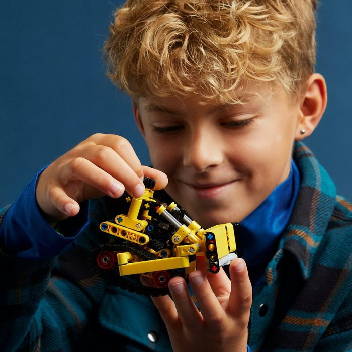 Lego Technic 42163 Výkonný buldozér, 195 ks