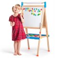 Tabuľa "ABC" s písmenami, s rolkou papiera a téglikmi