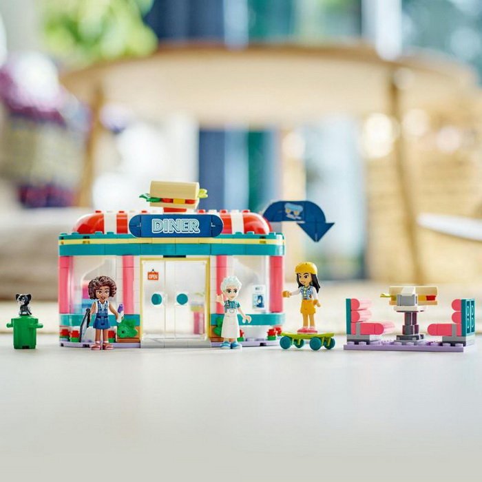 Lego Friends 41728 Bistro v centre mestečka Heartlake, 346 ks