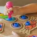 Educational Insights Kartónové zvieratká Boxineers