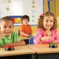 Learning Resources Zvukové a svetelné bzučiaky, 4 ks