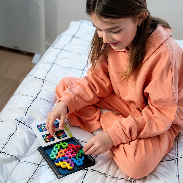 Smart Games IQ Nudle